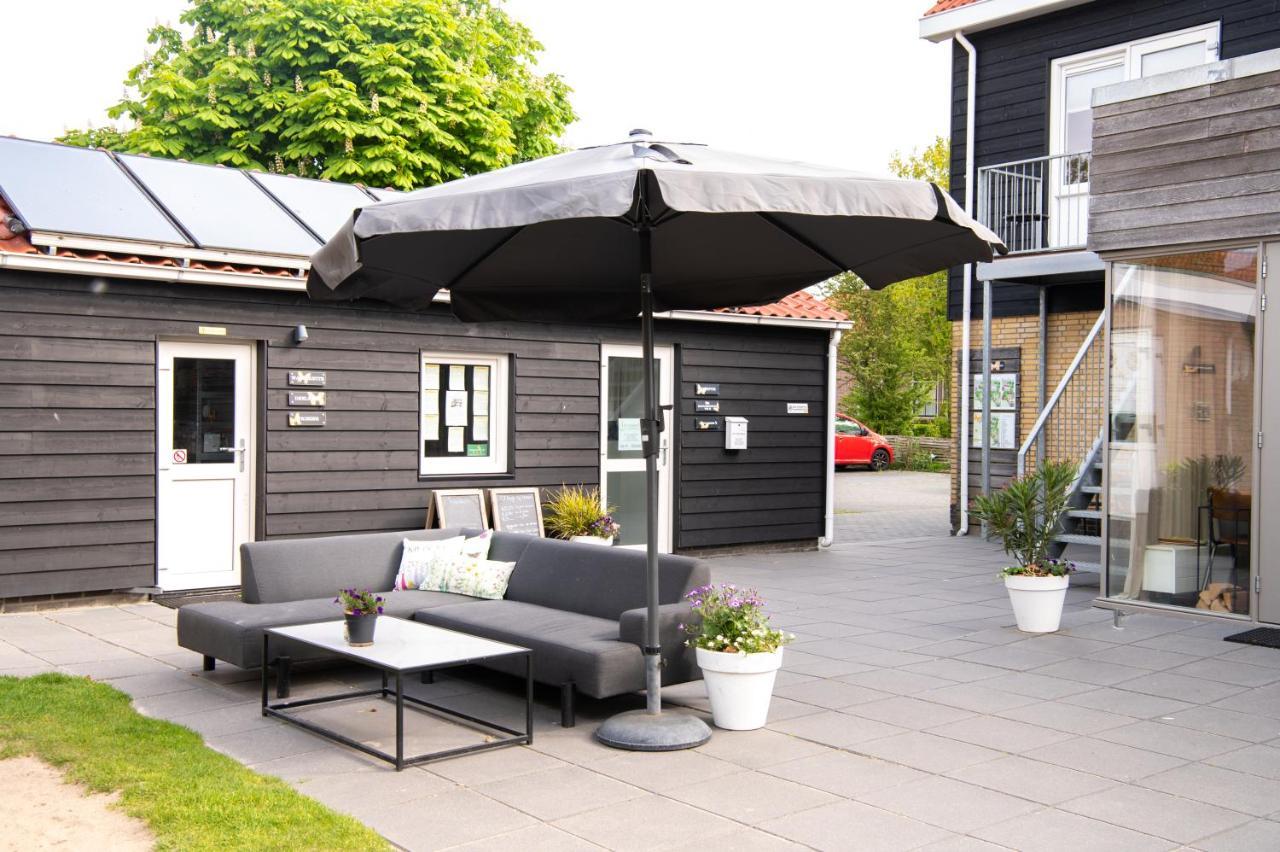 Ferienwohnung De Vlindertuin Nes  Exterior foto