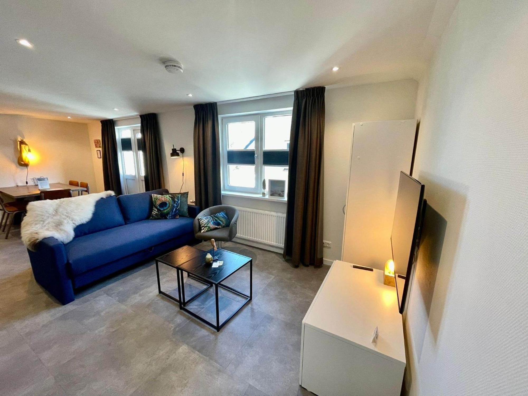 Ferienwohnung De Vlindertuin Nes  Zimmer foto