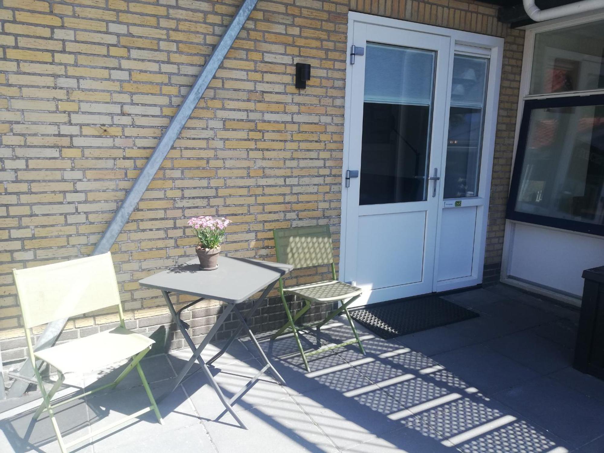 Ferienwohnung De Vlindertuin Nes  Zimmer foto